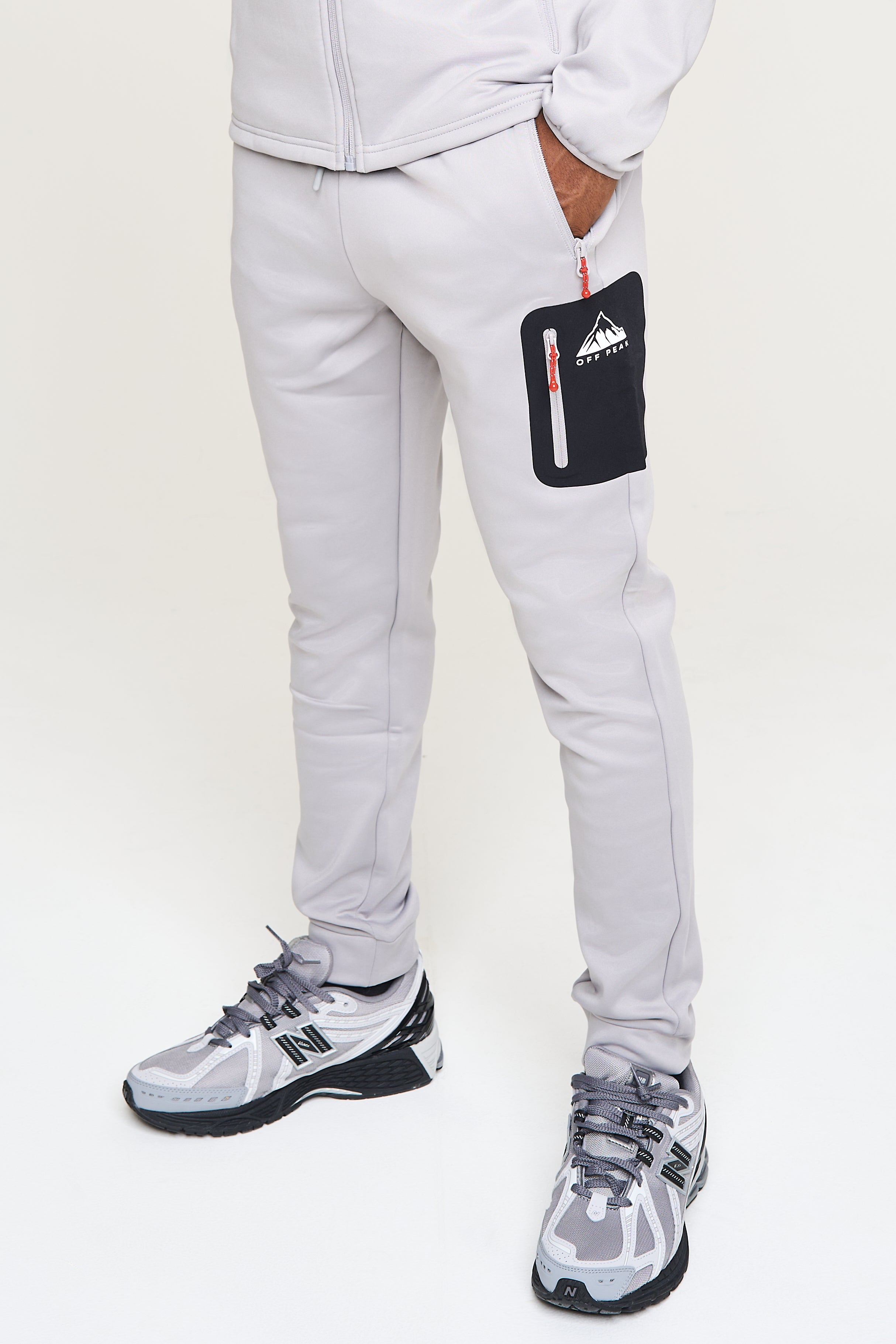 Core Joggers - Carbon Black