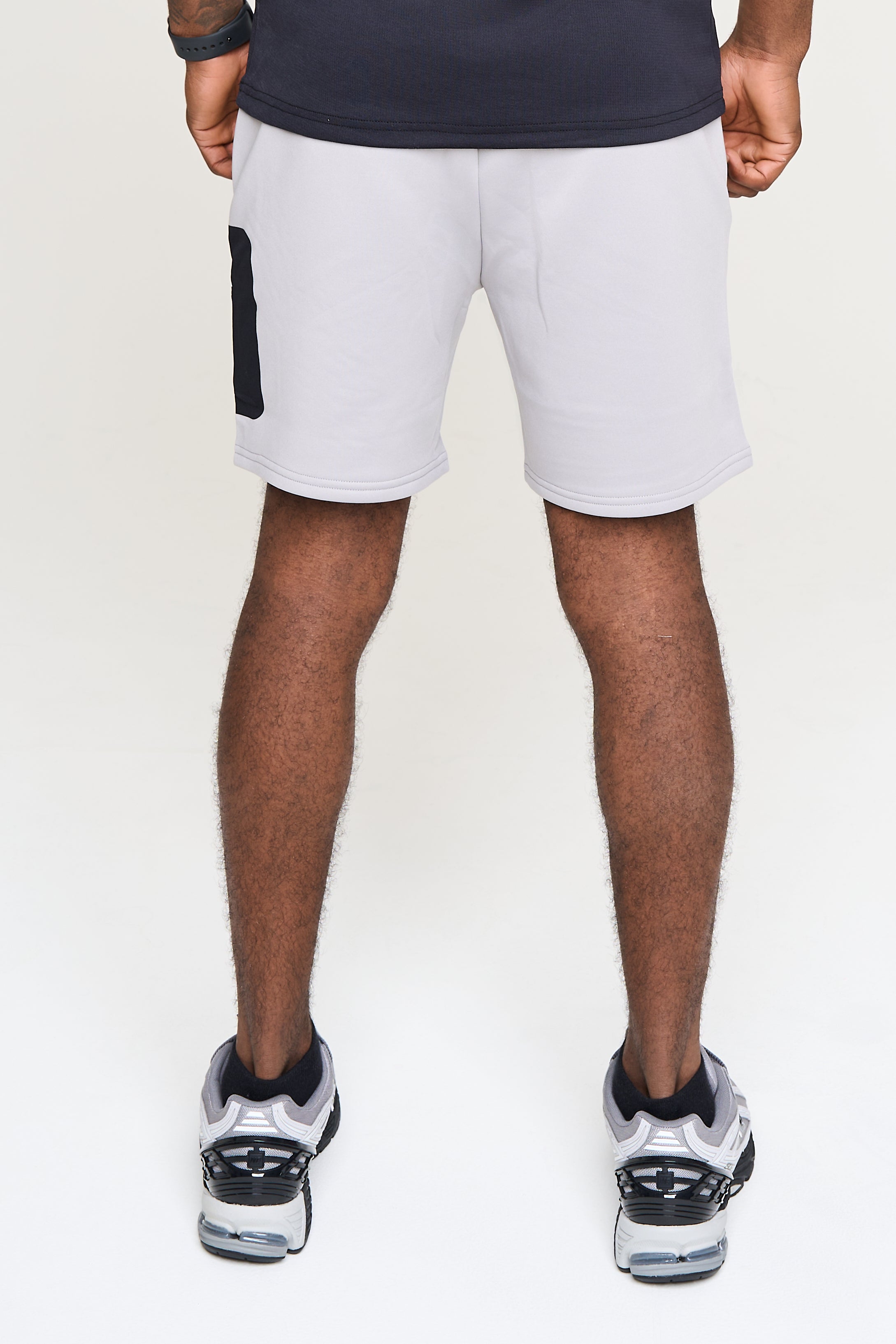 Core Shorts - Carbon Black