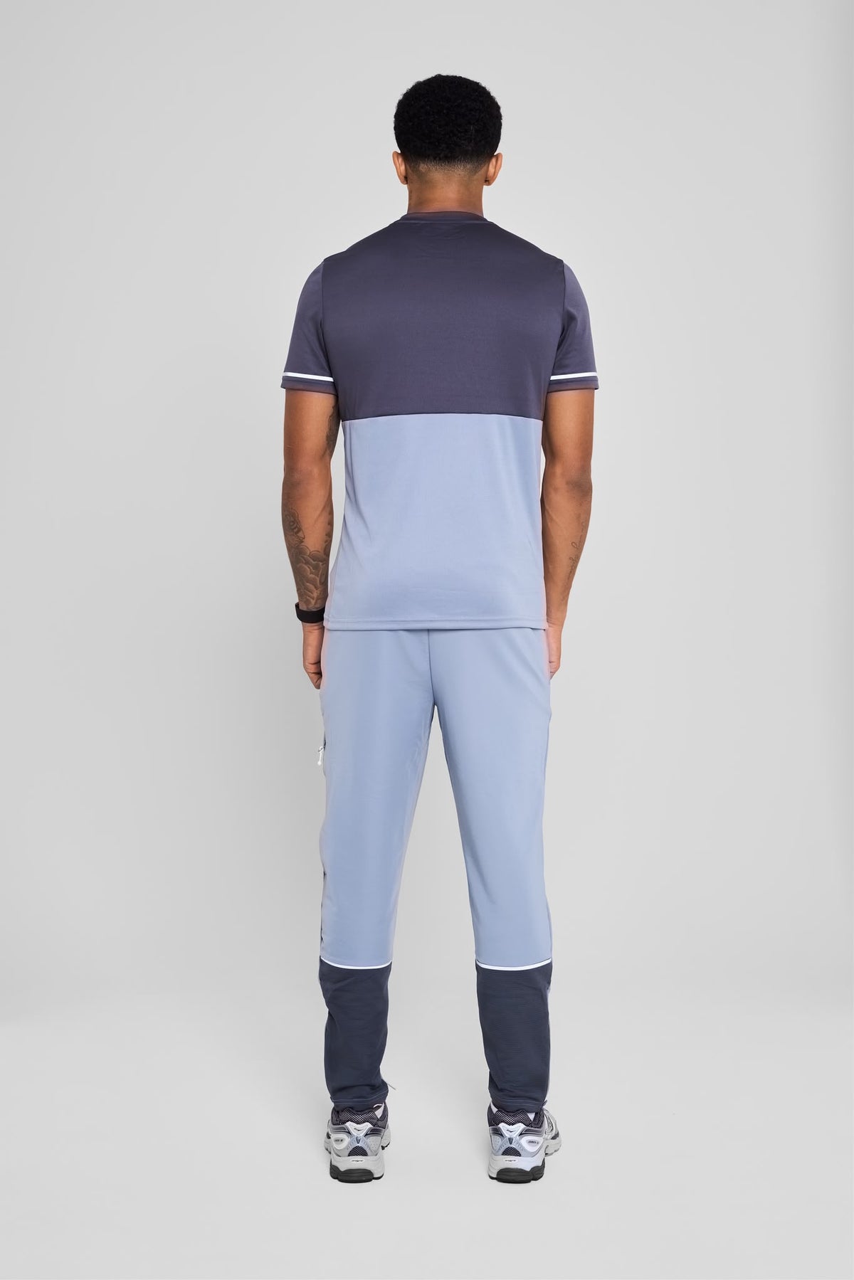‘Refract’ Tri-Set - Volt Grey