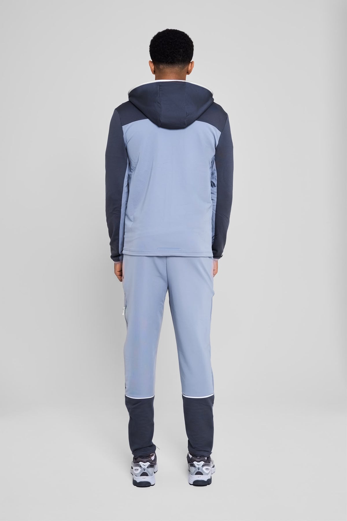 ‘Refract’ Tri-Set - Volt Grey